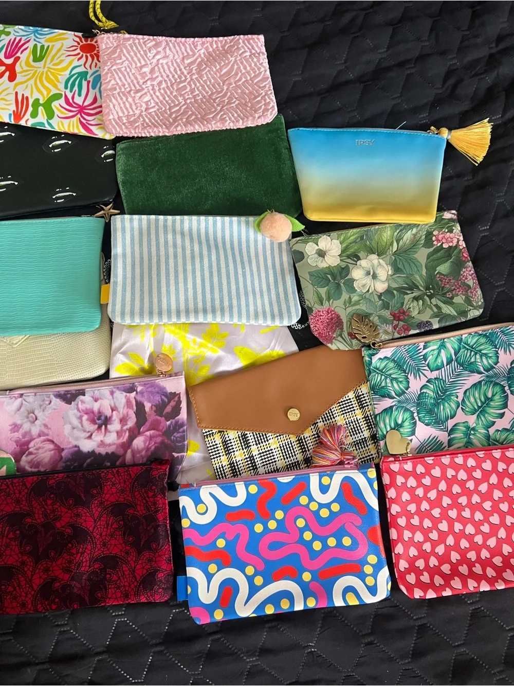 Ipsy  Cosmetic Bags 24 Lot